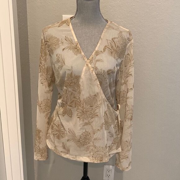 New York & Company Wrap Top - Picture 1 of 6